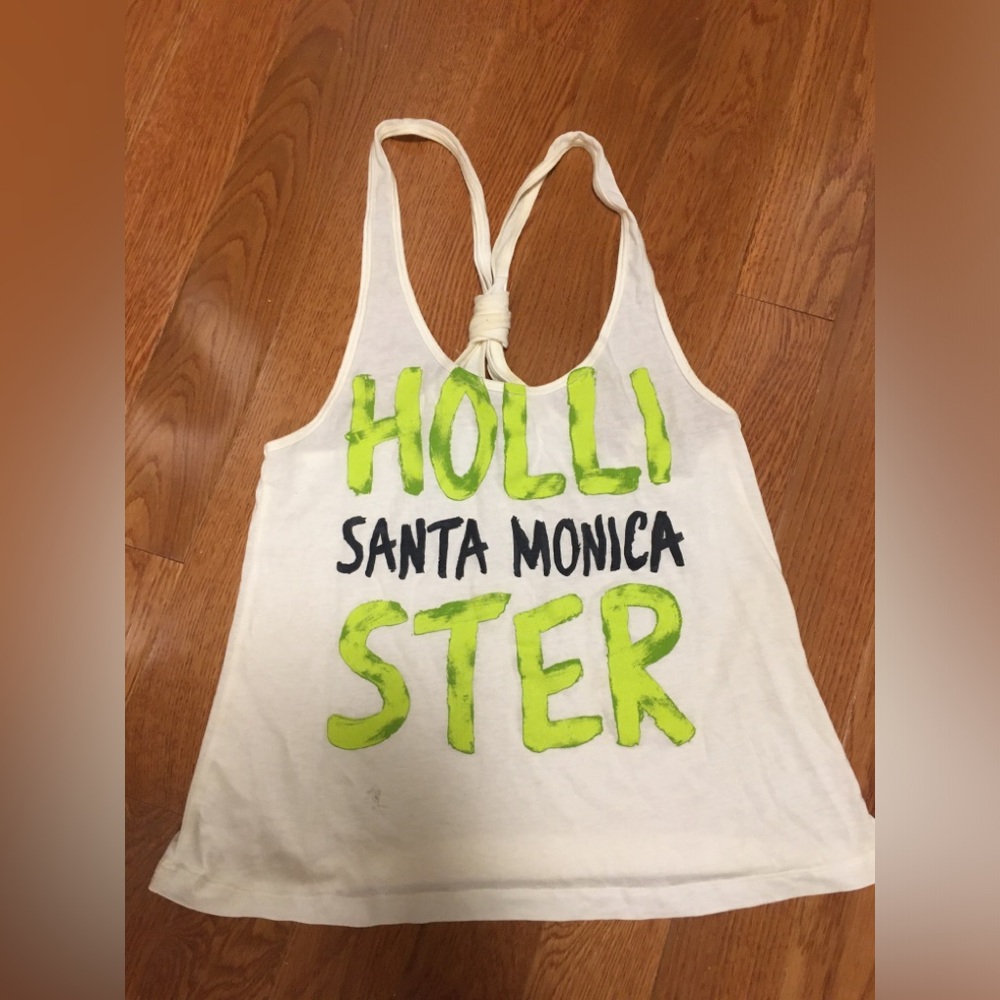 Hollister’s what mens top beautiful style